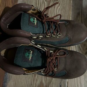 Junior’s/boys’ Timberland boots